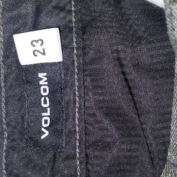 Volcom Boys Shorts - Picture 5 of 7